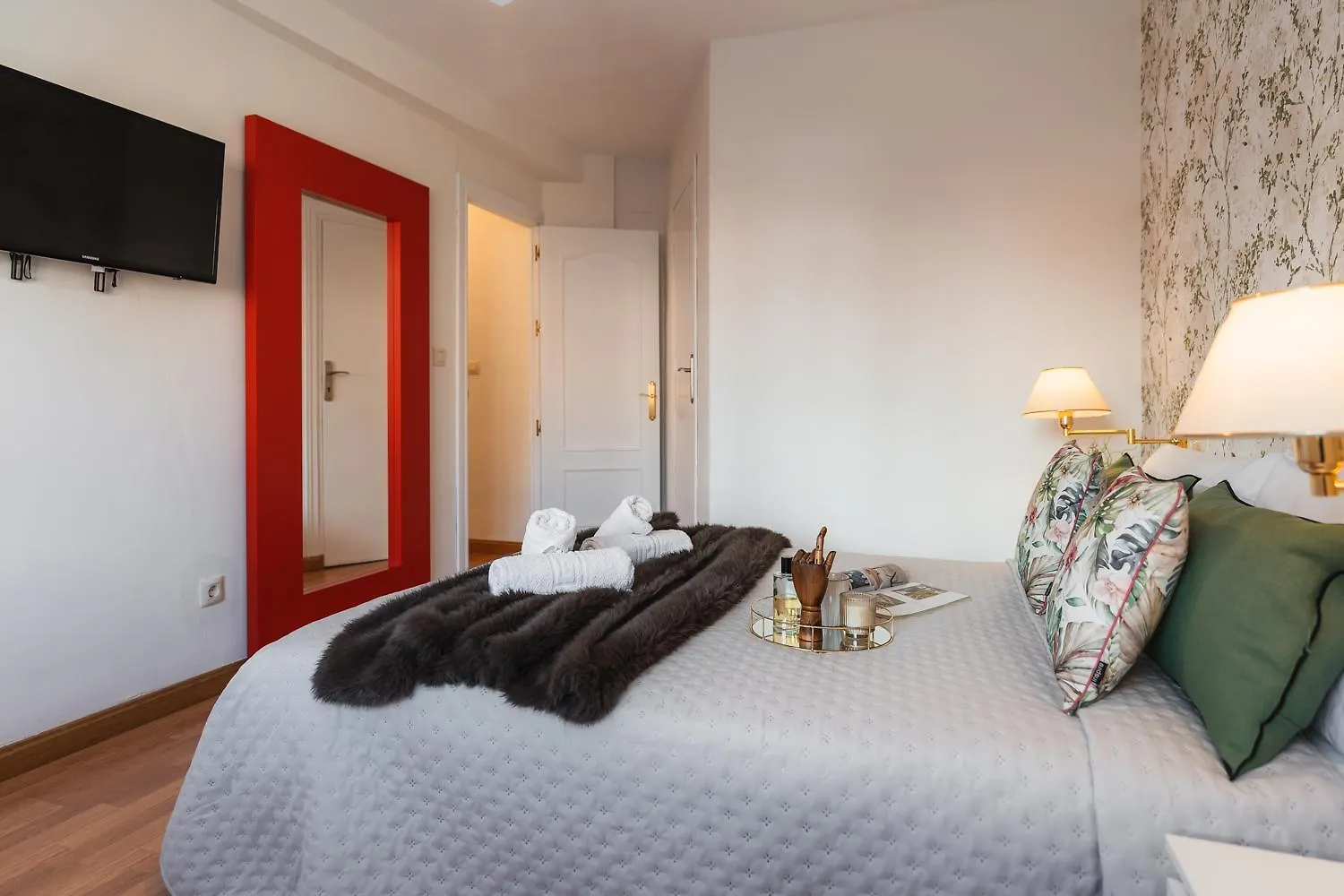 Tuguest Maestro Breton Apartment Grenade